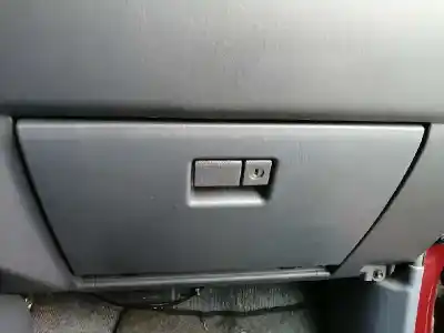 Tweedehands auto-onderdeel Handschoenenkastje voor TOYOTA LAND CRUISER (J9) TD GX OEM IAM-referenties   