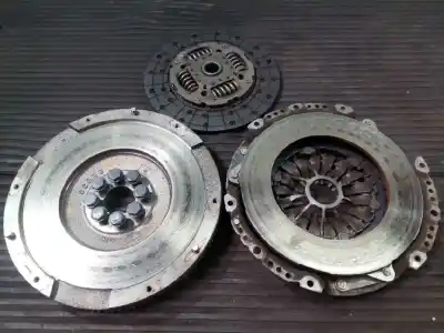 Second-hand car spare part clutch kit for toyota hilux (kun) 2.5 turbodiesel oem iam references 312100k360 p1-a5-8 312500k350