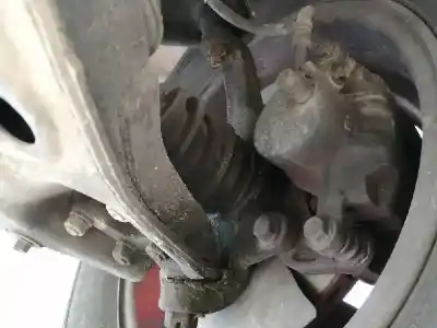 Pièce détachée automobile d'occasion moyeu de roue avant droite pour mitsubishi galloper (hyundai) 2.5 td exceed références oem iam   