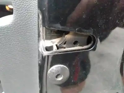 Pièce détachée automobile d'occasion Serrure De Porte Avant Droite pour VOLKSWAGEN GOLF VI (5K1) Rabbit BlueMotion Références OEM IAM   