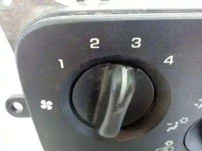 Pezzo di ricambio per auto di seconda mano controllo riscaldamento / aria condizionata per chrysler jeep cherokee (kj) 2.5 crd cat riferimenti oem iam 55037533ae e3-b6-22-1 