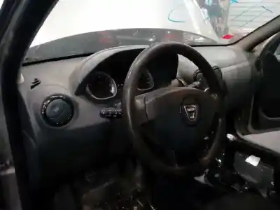 Автозапчасти б/у панель приборов за dacia duster ambiance 4x2 ссылки oem iam 8200739435  