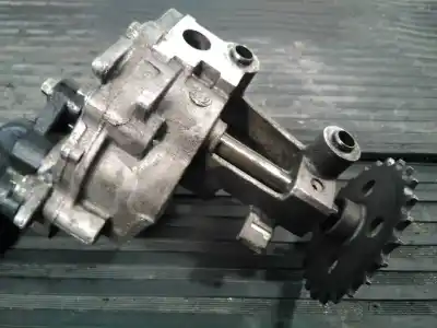 Pièce détachée automobile d'occasion pompe à huile pour renault grand scenic 1.9 dci références oem iam 8200400640 8200941691 p1-b3-2 