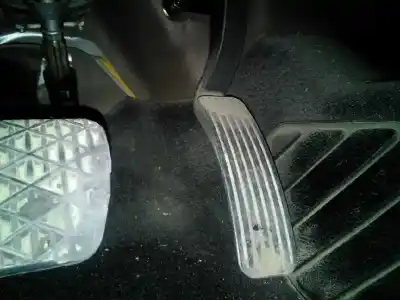 Pezzo di ricambio per auto di seconda mano pedale dell acceleratore per ssangyong actyon 200 xdi 4wd limited riferimenti oem iam 20550c90c1  