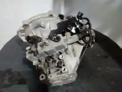 Second-hand car spare part gearbox for kia picanto 1.1 crdi ex oem iam references r62073 m1-a3-69 
