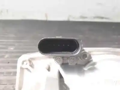 Автозапчастина б/у коробка метелика для audi q3 (8ug) attraction посилання на oem iam 5q0253691h p1-a2-7 