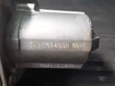 Автозапчастина б/у коробка метелика для audi q3 (8ug) attraction посилання на oem iam 5q0253691h p1-a2-7 