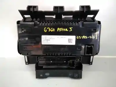 Pièce détachée automobile d'occasion écran multifonctions pour opel astra j lim. sport références oem iam 13267984 e3-a5-22-3 565412769
