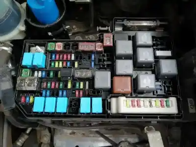 Gebrauchtes Autoersatzteil RELAIS SICHERUNGSKASTEN Multifunktionsrelais zum TOYOTA LAND CRUISER (J15)  OEM-IAM-Referenzen   