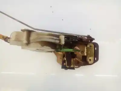 Second-hand car spare part rear left door lock for kia sorento i (jc) 2.5 crdi oem iam references 814103e010 e2-b5-10-2 041018