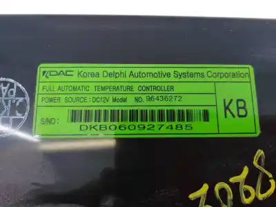 Peça sobressalente para automóvel em segunda mão comando de sofagem (chauffage / ar condicionado) por chevrolet captiva 2.0 vcdi lt referências oem iam dkb060927485 e3-a5-13-2 96436292