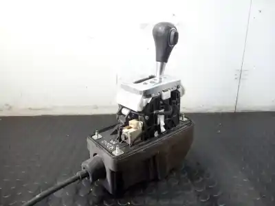Pezzo di ricambio per auto di seconda mano leva del cambio per audi a4 avant (8e) 2.5 tdi (120kw) riferimenti oem iam 8e1713111r307 p3-a3-14 