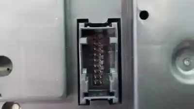 Pezzo di ricambio per auto di seconda mano pannello degli strumenti per bmw serie 1 berlina (e81/e87) 120d riferimenti oem iam 102495250 e3-a2-40-1 ik9110195040