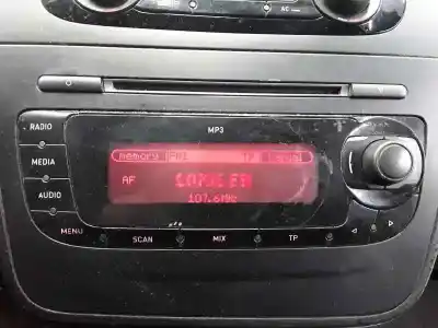 Pezzo di ricambio per auto di seconda mano impianto audio / radio cd per seat altea xl (5p5) reference riferimenti oem iam   