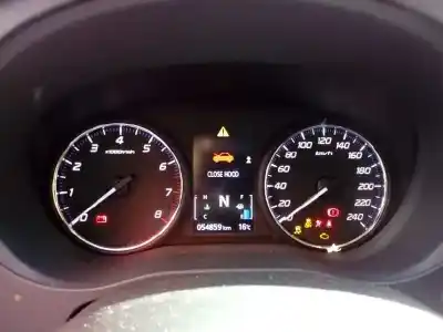 İkinci el araba yedek parçası enstrüman paneli için mitsubishi outlander (gf0) motion 2wd oem iam referansları 8100c506 e3-a2-9-1 0t34527