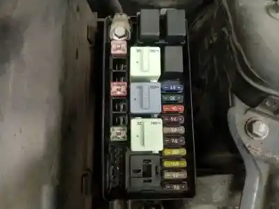 Pezzo di ricambio per auto di seconda mano Scatola Relè/fusibili per MINI MINI (R56) One D Riferimenti OEM IAM   