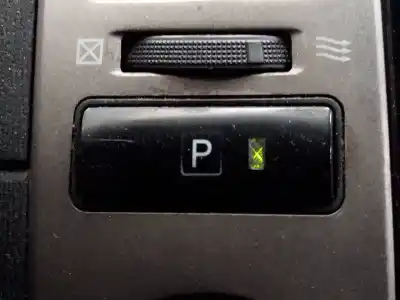 Pièce détachée automobile d'occasion levier de frein a main pour toyota prius (nhw20) basis références oem iam 