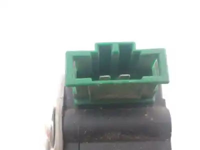 Second-hand car spare part trunk lock for land rover discovery v6 td s oem iam references 51247016050 e1-b4-36-2 