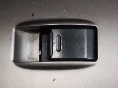 Pièce détachée automobile d'occasion commande de lève vitre arrière droit pour toyota prius (nhw20) basis références oem iam 