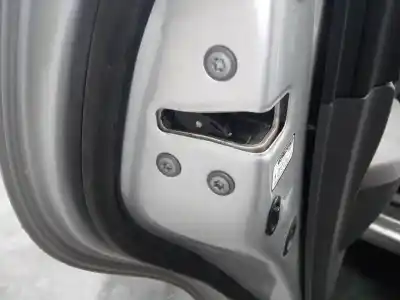 Pièce détachée automobile d'occasion serrure de porte arrière gauche pour toyota prius (nhw20) basis références oem iam 