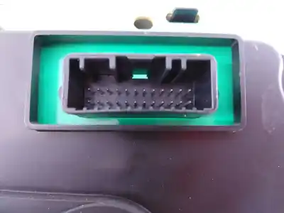 Second-hand car spare part dashboard for dacia duster laureate 4x2 oem iam references p248100029r e2-a1-18-8 te0020504p