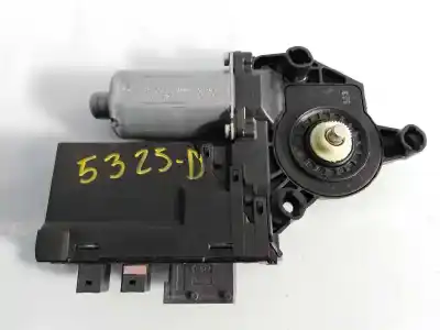 Recambio de automóvil de segunda mano de motor elevalunas delantero derecho para peugeot 307 break / sw (s1) sw pack referencias oem iam 9637130480  