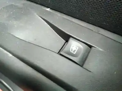 Автозапчастина б/у передній правий віконний вимикач для renault captur dynamique посилання на oem iam 