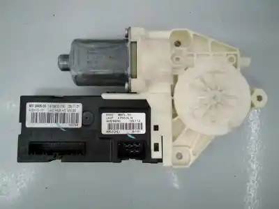 Pièce détachée automobile d'occasion Moteur Lève Vitre Avant Droit pour RENAULT LAGUNA III Dynamique Références OEM IAM 807300002R E1-A1-16-1 0130822331