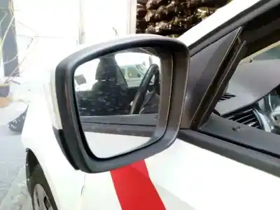 Автозапчастина б/у ліве дзеркало для skoda rapid ambition посилання на oem iam   