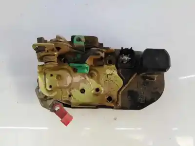 Автозапчасти б/у замок задней левой двери за jeep cherokee (kj) 2.5 crd 4x4 ссылки oem iam 55177045aj