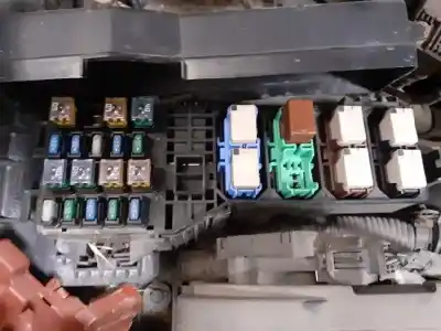 İkinci el araba yedek parçası röle/sigorta kutusu için suzuki grand vitara 3 puertas sq (gt) 2.0 td dlx oem iam referansları   