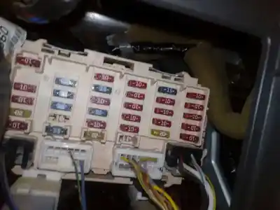 Second-hand car spare part fuse box unit for nissan x-trail (t30) comfort oem iam references   
