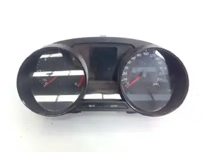 Pièce détachée automobile d'occasion Compteur De Vitesse Tableau De Bord pour VOLKSWAGEN POLO (6C1) Trendline BlueMotion Références OEM IAM 6C0920731D E2-A1-4-2 A2C96768100