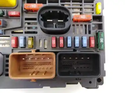 Автозапчасти б/у блок реле/предохранителей за citroen c4 picasso exclusive ссылки oem iam 9664705980 e3-b2-29-3 10819215