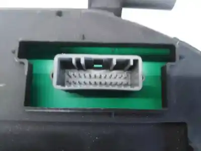 Peça sobressalente para automóvel em segunda mão quadrante por renault clio iii 20 aniversario referências oem iam 8200761865 e2-a1-44-3 