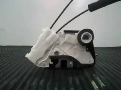 Second-hand car spare part front right door lock for subaru outback (b15) comfort oem iam references a044900