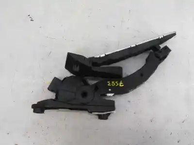 Pezzo di ricambio per auto di seconda mano pedale dell acceleratore per kia cee´d drive riferimenti oem iam 327003xxxx  