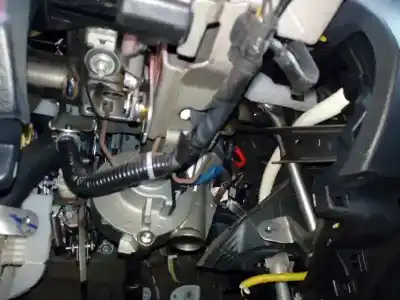 Recambio de automóvil de segunda mano de COLUMNA DIRECCION para TOYOTA AURIS  referencias OEM IAM 4525002D10  