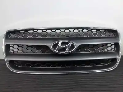 Pezzo di ricambio per auto di seconda mano Griglia Anteriore per HYUNDAI SANTA FE (BM) 2.2 CRDi CAT Riferimenti OEM IAM  P2-A2-32 