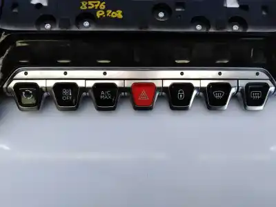 Автозапчастина б/у аудіо система / радіо cd для peugeot 208 (p2) allure посилання на oem iam 9838129680 e3-b2-47-4 98261078xu Автозапчастина б/у аудіо система / радіо cd для peugeot 208 (p2) allure посилання на oem iam 9838129680 e3-b2-47-4 98261078xu