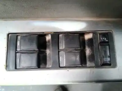 Piesă de schimb auto la mâna a doua panou comandã geamuri electrice fațã stânga pentru jeep patriot limited referințe oem iam 