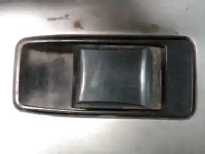 Piesă de schimb auto la mâna a doua panou comandã geamuri electrice fatã partea din dreapta pentru jeep patriot limited referințe oem iam 