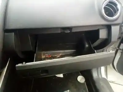 Автозапчастина б/у бардачок для mazda cx-7 (er) sportive посилання на oem iam   