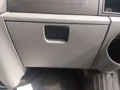 Автозапчасти б/у бардачок за ford transit mod. 2000 combi ft 260 2.0 corto ссылки oem iam 