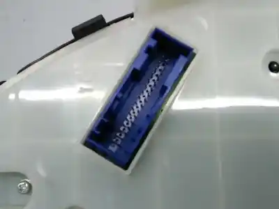 Pièce détachée automobile d'occasion compteur de vitesse tableau de bord pour opel astra j lim. sport références oem iam 13338434 e3-a5-27-1 600775881