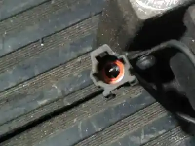 Автозапчасти б/у компрессор кондиционера воздуха за kia sorento i (jc) 2.5 crdi ссылки oem iam 977013e350  p3-b2-3-2 Автозапчасти б/у компрессор кондиционера воздуха за kia sorento i (jc) 2.5 crdi ссылки oem iam 977013e350  p3-b2-3-2