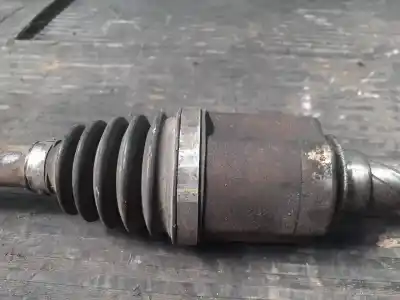 Автозапчастина б/у передня ліва трансмісія для renault scenic iii grand dynamique посилання на oem iam 8200725512 p1-b6-19 