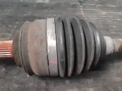 Автозапчастина б/у передня ліва трансмісія для renault scenic iii grand dynamique посилання на oem iam 8200725512 p1-b6-19 