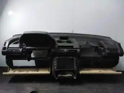Tweedehands auto-onderdeel Dashboard voor LAND ROVER FREELANDER E Familiar OEM IAM-referenties  P2-B3-30 