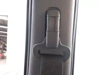 Автозапчастина б/у передній правий ремін безпеки для KIA SORENTO I (JC) 2.5 CRDi Посилання на OEM IAM   